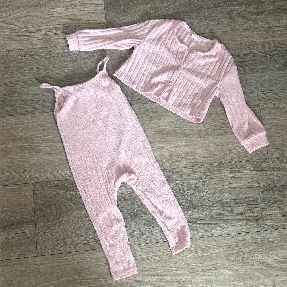 SHEIN Soft‎ Pink Ribbed Baby 2 Piece outfit